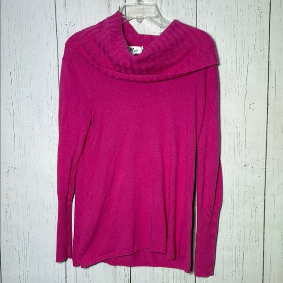 Vineyard Vines Sweaters - Vineyard Vines Raspberry Pink Cowl Neck Wool Cashmere Blend Sweater Size Small